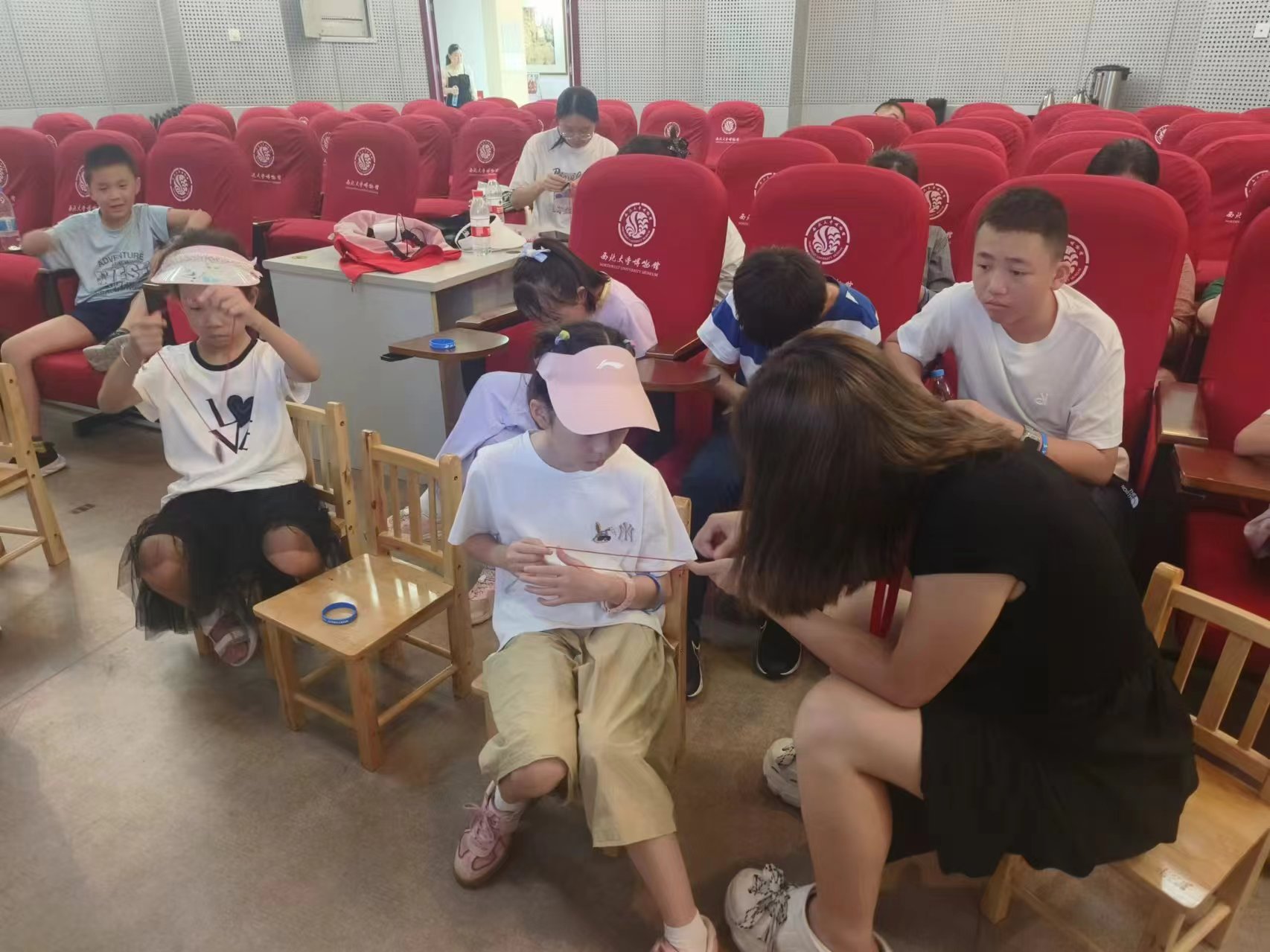 嘉泽来我馆参加研学活动
